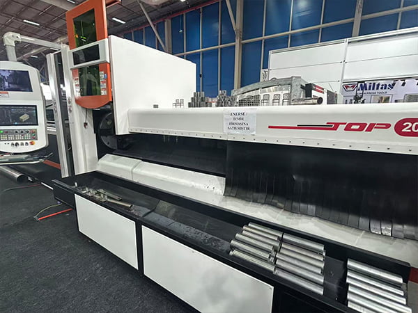 Golden-Laser-at-Maktek-Konya-4